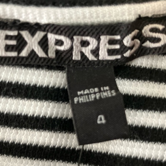Express White Black Striped Cap Sleeve Bodycon Sheath Dress Size 4 NWT - Picture 3 of 7